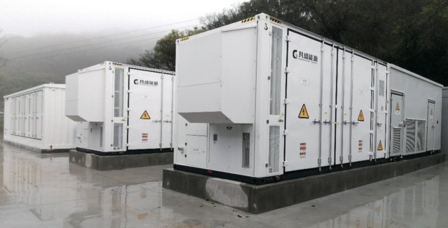Energy storage containers on site